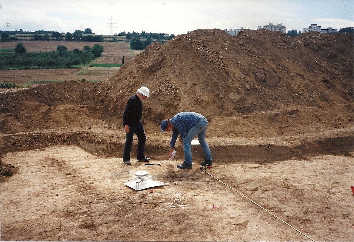 05-.1-8.jpg